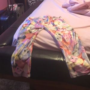 Jogging pants and jogging shorts